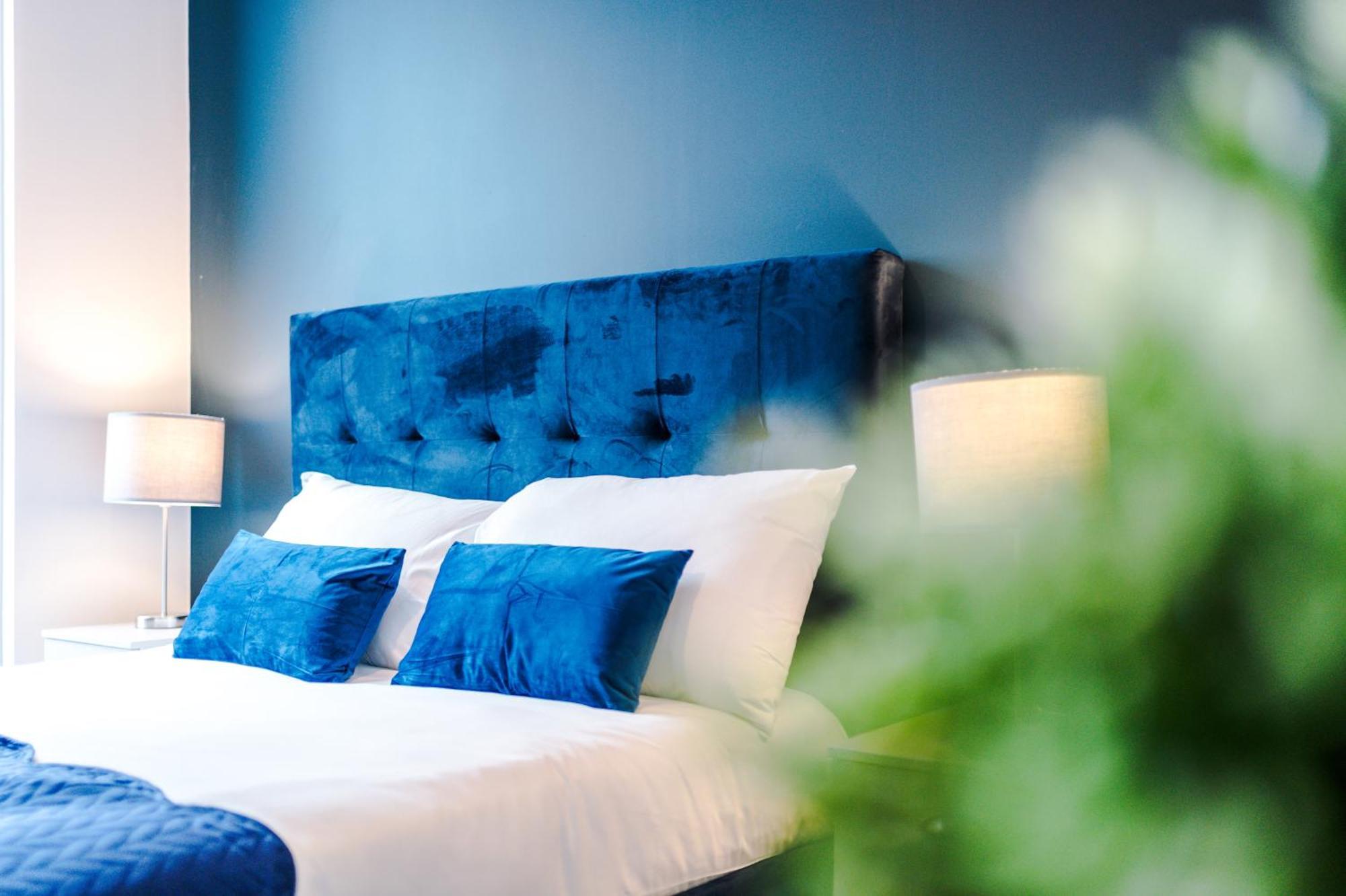 Hilltop Serviced - Ancoats Apartment