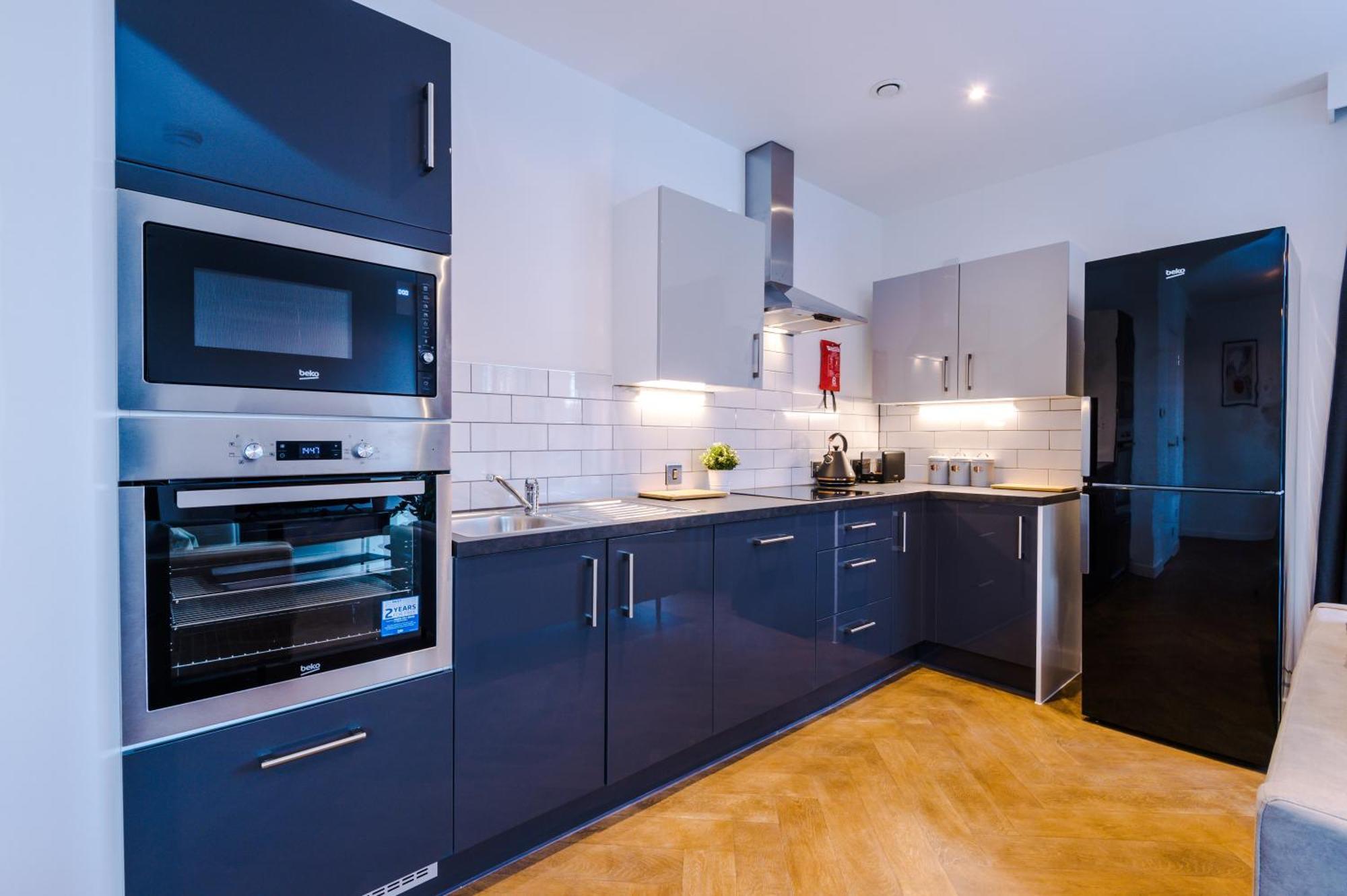 Hilltop Serviced - Ancoats Apartment